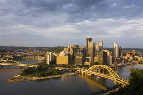 Pittsburgh's Renowned View From Mount Washington | Mount washington ...