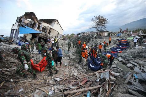 Evakuasi Korban Gempa dan Tsunami Palu Dihentikan Hari Ini, Berikut 3 ...