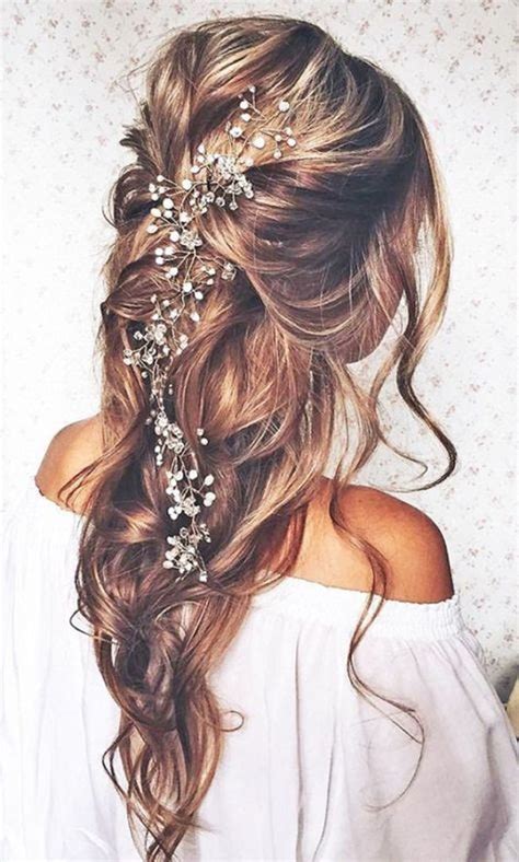 Les plus belles coiffures de mariage | Coiffure mariée, Coiffure bohème ...