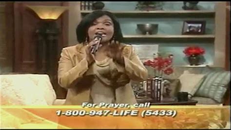 CeCe Winans--"Pray"--(Live) - YouTube