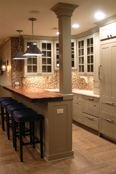 basement kitchen | Kitchen bar design, Basement kitchenette, Small kitchen bar