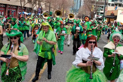 Eclectic Band Plays in St. Patrick S Parade Editorial Photography - Image of silly, eclectic ...