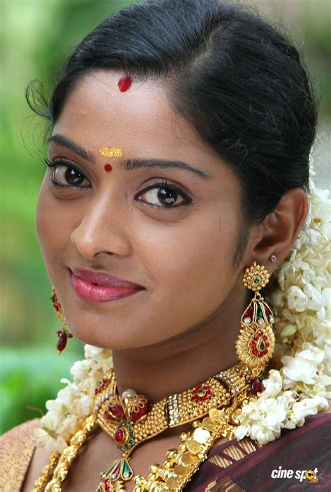 Sunu Lakshmi | Vintage black glamour, Indian eyes, Woman face