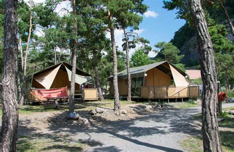 Camping River | Luxe safaritenten en lodgetenten in de Franse Alpen, Frankrijk, Villatent ...