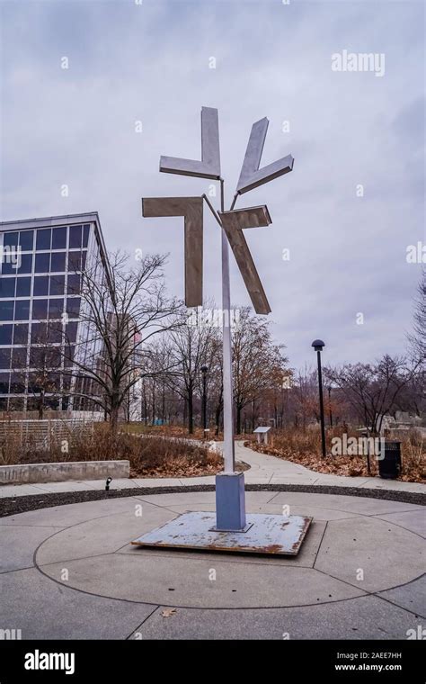 four l excentric outdoor art sculpture indianapolis indiana Stock Photo - Alamy