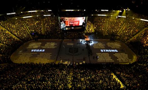 Vegas Golden Knights Arena : Golden Knights Welcome Fans Back Into Arena With Wild 5 4 Comeback ...