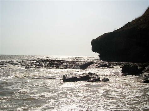 Harihareshwar Beach (Maharashtra) | Resorts, Hotels, Images