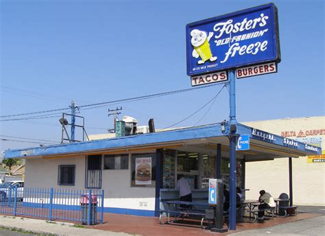 Foster's Freeze | RoadsideArchitecture.com