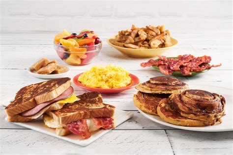 Cora Breakfast & Lunch (4600 130th Avenue Southeast, Calgary, AB ...