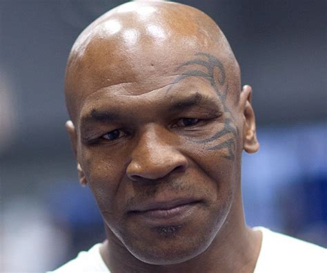 1997: Mike Tyson Bites Off a Piece of Holyfield’s Ear | History.info