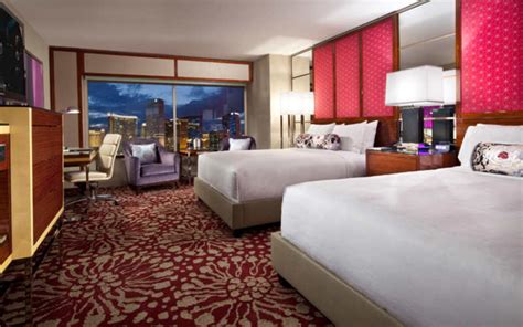 MGM Grand Rooms & Suites