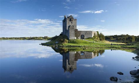 Dunguaire Castle, Medieval Banquet on Galway Bay & Connemara ...