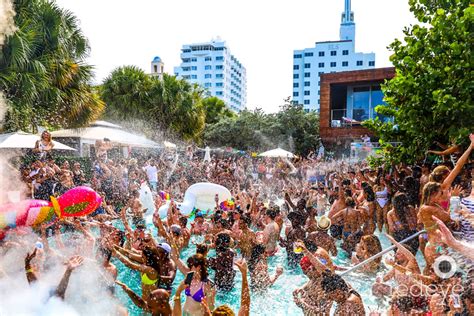 Best Dayclubs & Pool Parties In Miami [Updated 2023] – Discotech – The ...