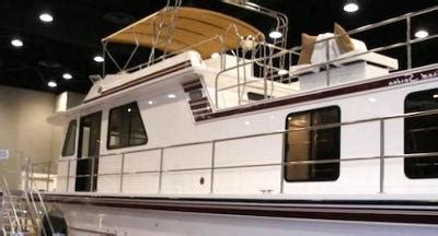 New Gibson Houseboat For Sale - quote, build, buy Gibson boats here