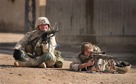 Marine Sharp Shooters Second Battle of Fallujah 2004 [3840x2400] | Military heroes, Military ...