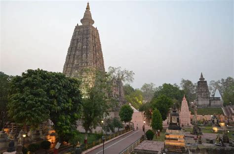 Mahabodhi Temple | Wondermondo