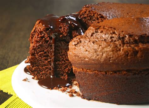 Bolo de Chocolate Fofinho | Maizena | Recepedia