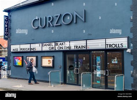 At the curzon cinema hi-res stock photography and images - Alamy