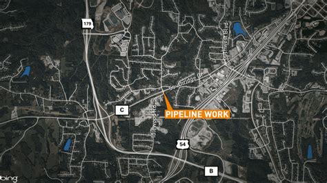 Crews work on Phillips 66 pipeline in Jefferson City after gas odor