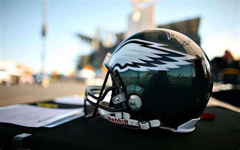 Philadelphia Eagles Helmet Wallpaper / Nfl Concept Helmets Philadelphia ...