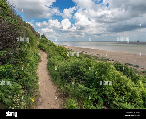 Suffolk coast path sizewell hi-res stock photography and images - Alamy