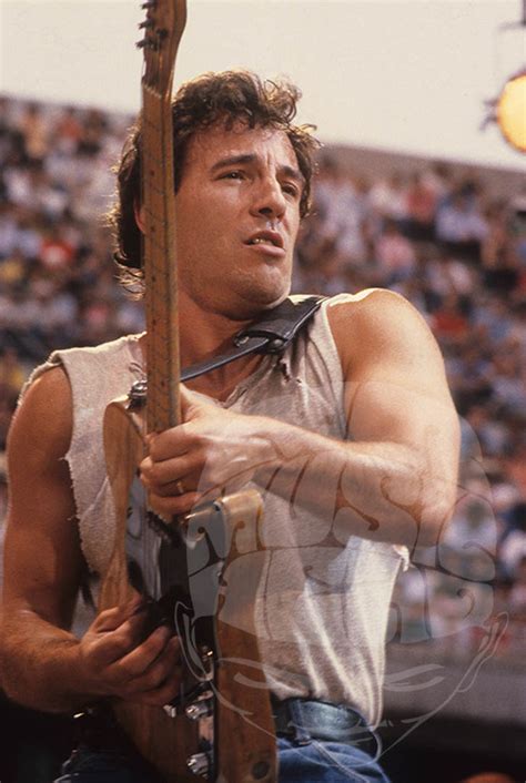 Bruce Springsteen, Pt. II, Milan, 1985 by Luciano Viti – Mr Musichead