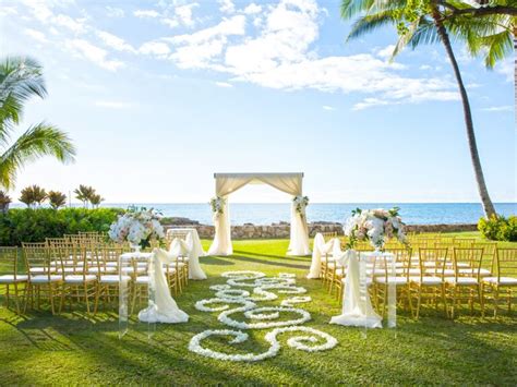 The 15 Best Oahu Wedding Venues for Your Hawaiian Celebration