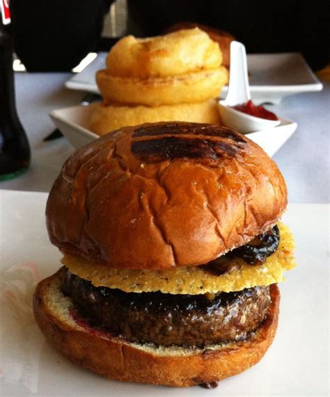 Umami Burger - Gourmetcentric