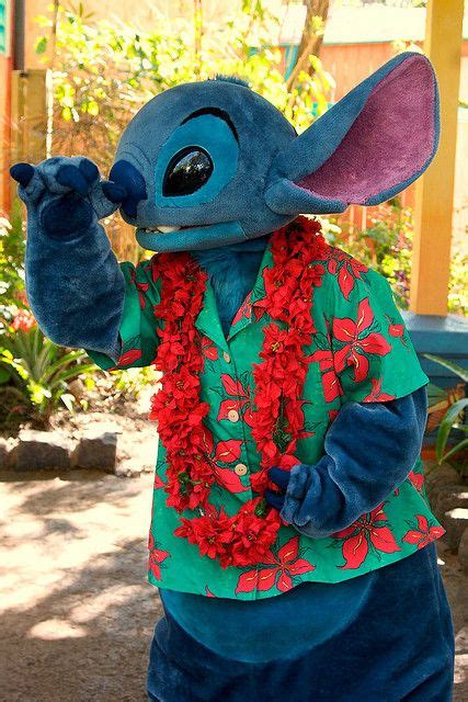 Stitch at Disney Character Central | Disney cosplay, Disney characters costumes, Disney costumes