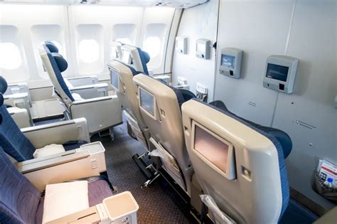 Review: Air Canada A330-300 Economy Class from Montreal to Toronto