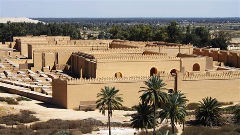 Ruinas restauradas de la antigua ciudad de Babilonia, en Irak