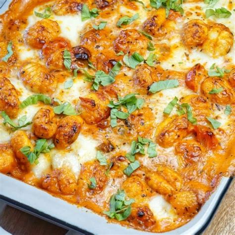 Gnocchi Auflauf mit Tomate und Mozzarella - Schnelles Abendessen