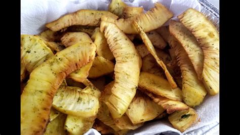 Breadfruit Chips Part 1 | Taste of Trini - YouTube