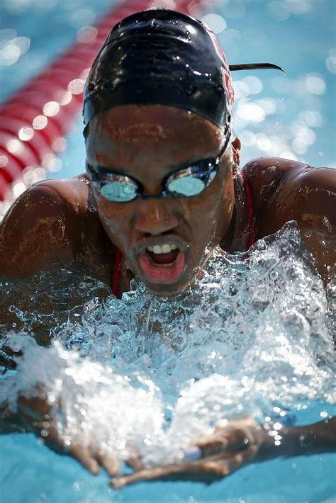 Simone Manuel helps Stanford claim first NCAA women's title since 1998