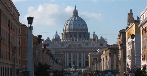 50 Prison Inmates Receive Private Tour Of Vatican Museums | HuffPost