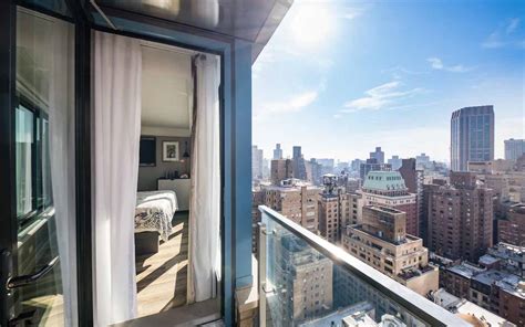 15 Hotels In Manhattan With Balcony | Luxe Stays In NYC