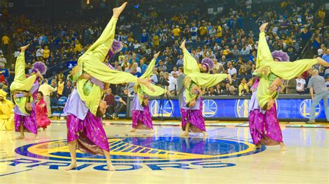 Bhangra Empire @ NBA Halftime Show (Warriors vs. Jazz) 2016 - YouTube