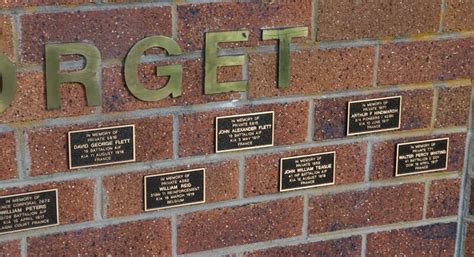 Wallangarra RSL War Memorial | Monument Australia