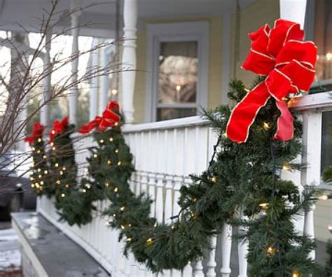 Garland christmas lights outdoor - 15 fancy decorative ideas | Warisan ...