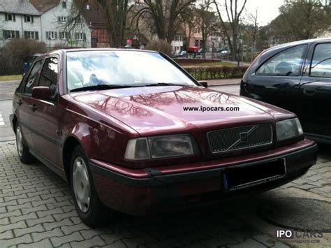 1994 Volvo 440 Automatic GL - Car Photo and Specs