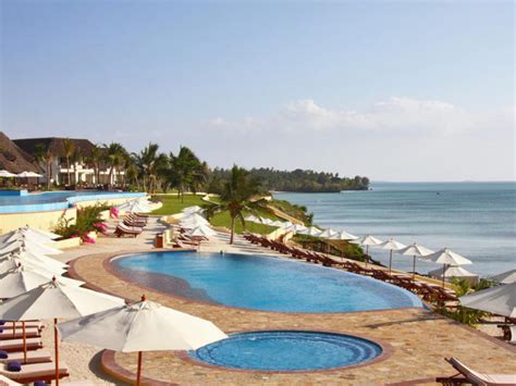 4* Sea Cliff Resort and Spa - Zanzibar.co.za specialises in holiday ...