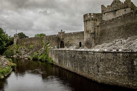 Cahir Castle 1371 Photograph by Teresa Wilson - Fine Art America