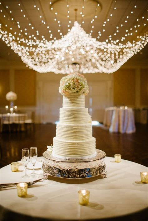 Wedding at the Myers Park Country Club. 4 tier white wedding cake ...