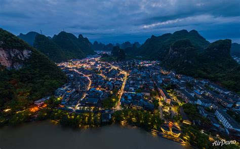 Yangshuo at night