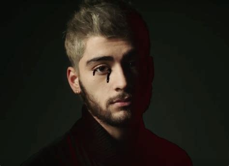 Zayn – “Pillowtalk” Video - Stereogum