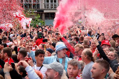 Nottingham Forest celebration event in 35 pictures as Reds promoted to ...