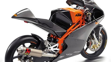 Moto3-replica KTM RC390 will launch at EICMA