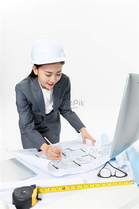 Female Engineer Designing Office Drawings Picture And HD Photos | Free Download On Lovepik