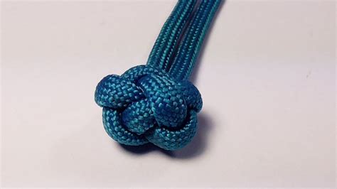 How To Tie A Decorative Paracord Chinese Button Knot - Tutorial ...