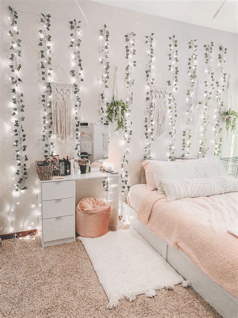 30+ Affordable Bedroom Decoration Ideas With Best Plant To Try Asap in ...